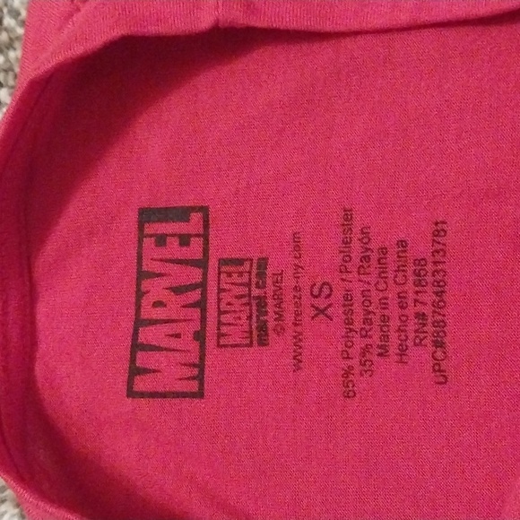 Marvel T-shirt - Picture 6 of 6